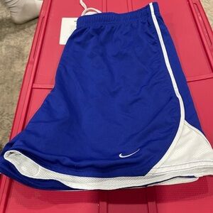Nike Blue Athletic Shorts Medium 8-10 NEW
